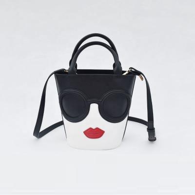 China ENGLAND STYLE Newcomers Smile Face Designer Cute Small Bucket Bag for sale