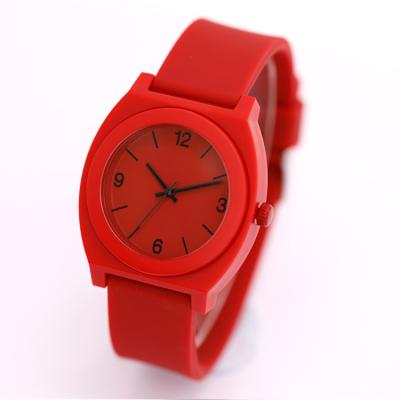 China Factory In China Low Moq Oem New Promotional Silicon Cheap Wrist Jelly Watch for sale