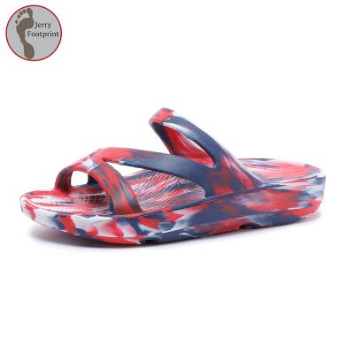 China CUSHIONING Recovery Comfort Slippers With Arch Support Women Summer Sport Walking Printed Slippers For Men for sale