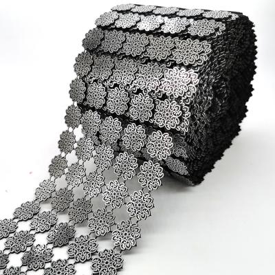 China Use With Fashion 5 Row Color Flower Transfer Easy Silver Garment Accessories Plastic Sequin Rhinestone Mesh Roll for sale