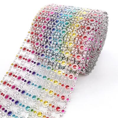 China Use With Easy Wholesale Iridescent 18 Row Rhinestone Product Mesh Flower Graphics Splice Diamond Trim Roll for sale