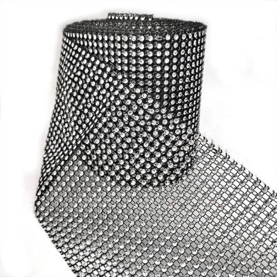 China Use with 24 Lines Easy Black with Silver Diamond Mesh Plastic Rhinestone Trimming for Garment Accessories for sale