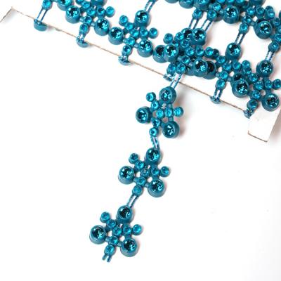 China Use With Easy Wholesale Hot Blue Plastic Plastic Clothing Accessories Trimming Rhinestone Rhinestone Transfer Rhinestone Crystal Chain Bun for sale