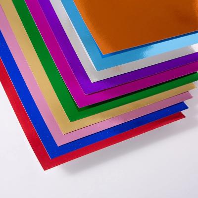 China Hot Selling Wholesale Holographic Card Mirror Anticurl Large Sheet Foil Cardboard Metallic Paper for sale