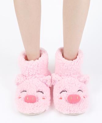 China Fashion Trend Top Quality Widely Used Wholesale Slippers For Women Wtylish Fluffy Sock for sale