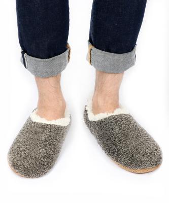 China 2022 new arrival suitable good quality fashion trend price hot sale men's indoor slippers for sale