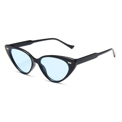 China Bulk Fashion Sunglasses The Custom Triangle Fram Cat Eye Sunglasses Logo Sunglass Men Shein Plastic for sale