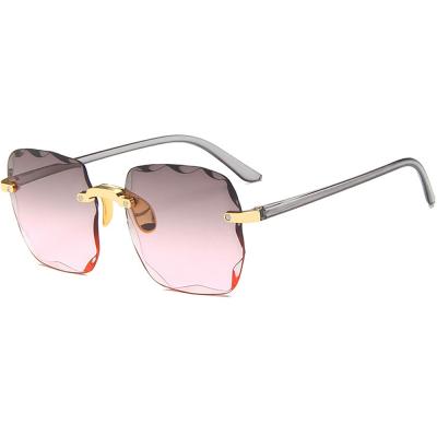 China 2021 fashion sunglasses ladies branded sun glass shades square clear gradient rimless sunglasses for sale