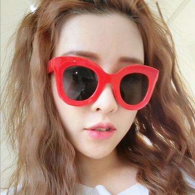 China Fashion Sunglasses 2021 Stylish Fram Wide Cat Eye Sunglasses Oversized Funny Shades Sunglass for sale