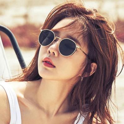 China Fashion Sunglasses Channel Stylish Sunglasses Shades Small Metal Frame Round Sun Glasses For Women for sale