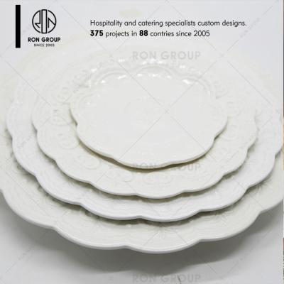 China Viable ceramic white dinner plate for restaurant hotel wedding for sale