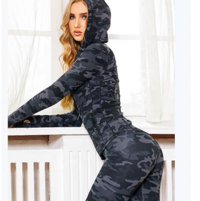 China Breathable Outdoor Printing Hooded Active Yoga Wear Training Wear Jacket+Leggings +Bra 3 Pce Set for sale