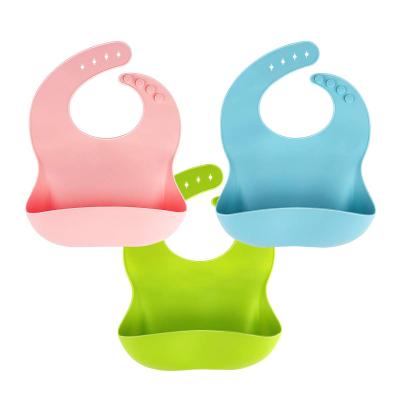 China Sustainable available in any color easily wrap clean comfortable soft waterproof bib keep stains off food grade silicone adjustable bibs for sale