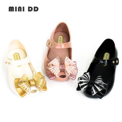 China 2022 Summer Sandals Children's Shoes Bow Princess Shoes Comfortable Girls Double Density Waterproof Soft Unique Shoes Baby Jelly Sandals for sale