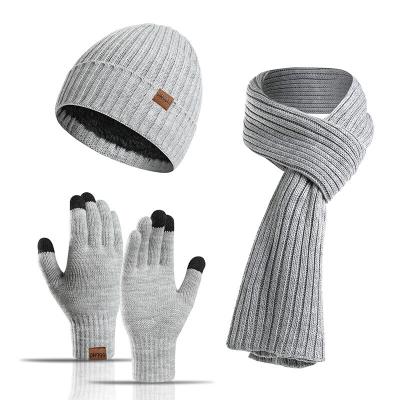 China Outdoor Winter Scarf Men Sports Warm Thick Glove Hat Scarf Runs There Square for sale