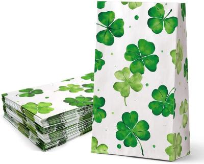 China 24PCS Wedding Gift St Patrick's Day Decorations Bags Lucky Shamrock Goodie Candy Treats Favor Gift Bags For Irish Party Supplies for sale