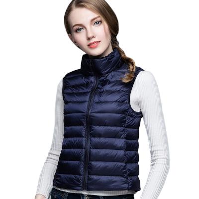 China OEM Logo Outdoor Sleeveless Pocketable Women Goose Duck Feather Woman Winter Down Breathable Lightweight Vest Custom Made for sale