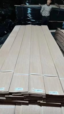 China OEM Red Oak Wood Veneer,  Door Red Oak Wood Veneer, AAA Grade for sale