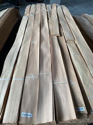 Cina La pianura ha affettato l'impiallacciatura di legno del MDF di 0.45mm Tiger Oak Veneer per la chitarra in vendita