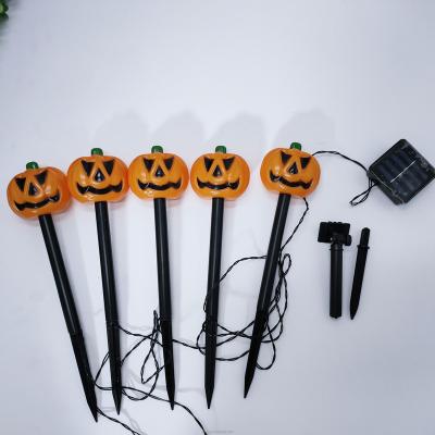 China Holiday Design Factory Supply New Light Solar Powered Garden Light Decorative Ground Pumpkin Directly Lights Outdoor Waterproof for sale