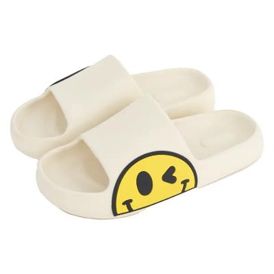 China 2023 Fashion Trend Designs New PVC EVA Beach Summer Slides Indoor Sandals Smile Face Cartoon Bedroom Slider Slippers for Women Men Lady for sale