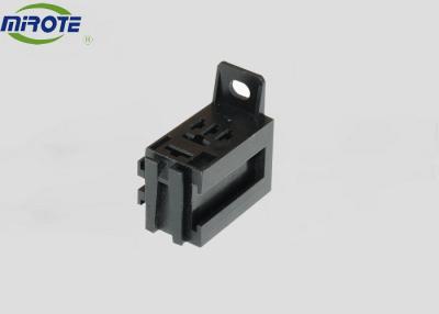 Chine Pin des véhicules à moteur de la prise de relais 12v 5, mini prise de connecteur de relais de Rauto avec 5 terminaux à vendre