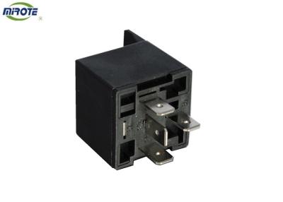 China Heavy Duty 40 Amp Relay85920-2570 4 Pin Dust Proof , 30/40 Amp 24V Relay With Plastic Backrest 0332014150 for sale