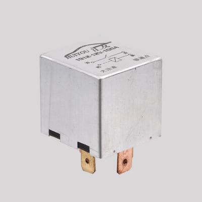 Chine Imperméabilisez 40 le   de relais de Pin de l'ampère 4, 12v 24v 30 le relais des véhicules à moteur 171937503A/7MO951253A de puissance de 40 ampérages à vendre