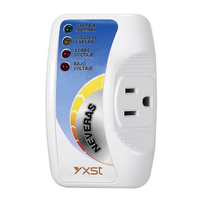 China High Quality SVC N004 120V Automatic Voltage Surge Protector Refrigerator Single Phase AC Voltage Protector à venda