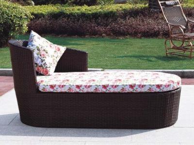 China 2014 China garden rattan chaise lounge furniture for sale