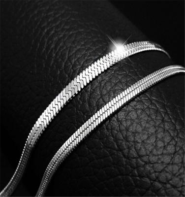 China Plating Durable Silver Snake Thick Chain Necklace Couple Jewelry Blade Chain Necklace For Men for sale