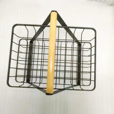 China Sustainable Bamboo Wire Fruit Metal Storage Baskets Aceptable Silver / Black Multifunctional for sale