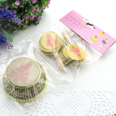 China Disposable Christmas Trees Cake Cupcake Topper Disposable Portable Toothpick for sale