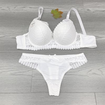 China Antibacterial hot sale women lace up bra brief set fashion lace lift up bra panty set women underwear set for sale