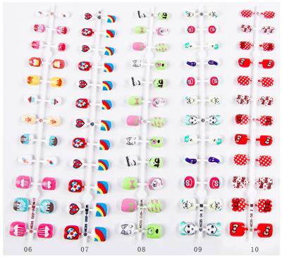 China 24Pcs Full Cover New Arrival ABS Nail Kids Cute Xartoon Press On Tips Decorated Fake Nails Kids Shorts for sale