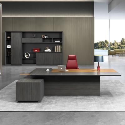 China Special design and modern design 3.2m melamine mdf luxury top quality good quality commercial general manager office furniture with side cabinet for sale