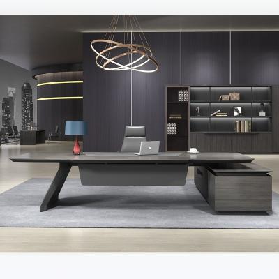 China Newest modern wood commerical furniture modern design executive table luxury GM desk for sale