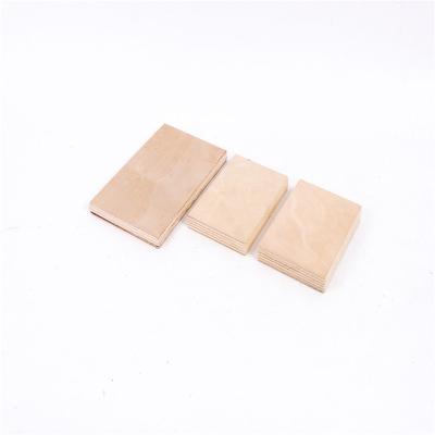 China Linyi Fancy Modern Birch/Teak/Red Oak Wood Plywood Supplier for sale