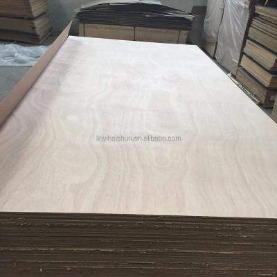 China Traditional high quality 5mm MDF board faced okoume veneer from MDF factory for sale