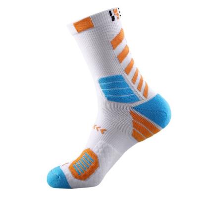 China Elite Viable Mesh Breathable Professional Sports Socks Sweat-absorbent Basketball Socks for sale