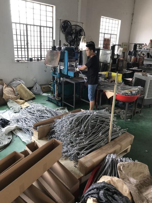 Verified China supplier - Yuyao City Linhui Plastic Hardware Factory (General Partnership)