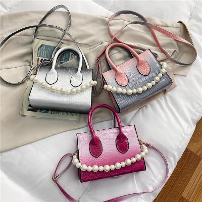 China PU 2021 Cheap Summer Sale Messenger Pearl Woman Handbags Hot Hand Bags Ladies Small Purses For Girls for sale