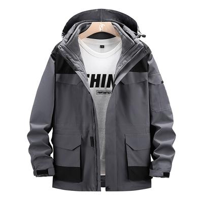 China Anti-UV Winter Skiing Wear For Men Large Ski Jacket Ski Wear Mens White Black for sale