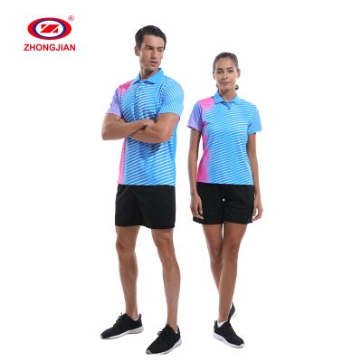 China Skin Comfort Training Sportswear Sporty Running Striped T-shirt Suits Club Team Football Kits Badminton Uniform for sale