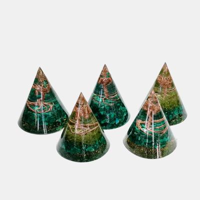 China Donghai Malachite Orgone Pyramid Healing Crystal OPENS Orgonite Crystal Power Malachite Resin Pyramid Conical Tower For Meditation for sale