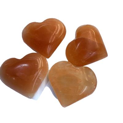 China Donghai Wholesale Natural Clear Gypsum Heart Shaped Stone Polished Selenite Crystals Healing Heart Shaped Stones For Decoration for sale