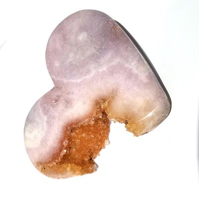 China Natural Crystal Geode Quartz Heart For Healing Donghai Decor Rose Geode Quartz Heart High Quality Wholesale Natural Pink Geode Heart for sale