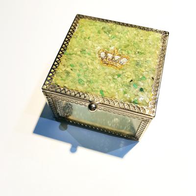 China Wholesale Retro Style Crystal Jewelry Box China Mini Gravel Box For Storage Crystal And Metal For Wedding Gift for sale