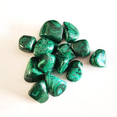 China Raw Stones Crystal Tumbled Stone For Healing Malachite Gravel China Wholesale Natural Rough Tumnle Stone for sale