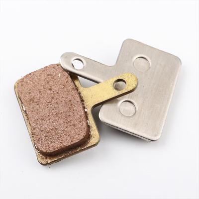 China Durable High Quality MTB Bicycle Ceramic Metal Disc Brake Pads Fit SHIMANO TEKTRO WinZip M446 M355 for sale